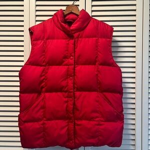 Lands' End Bright Red Quilted Puffer Vest Size M